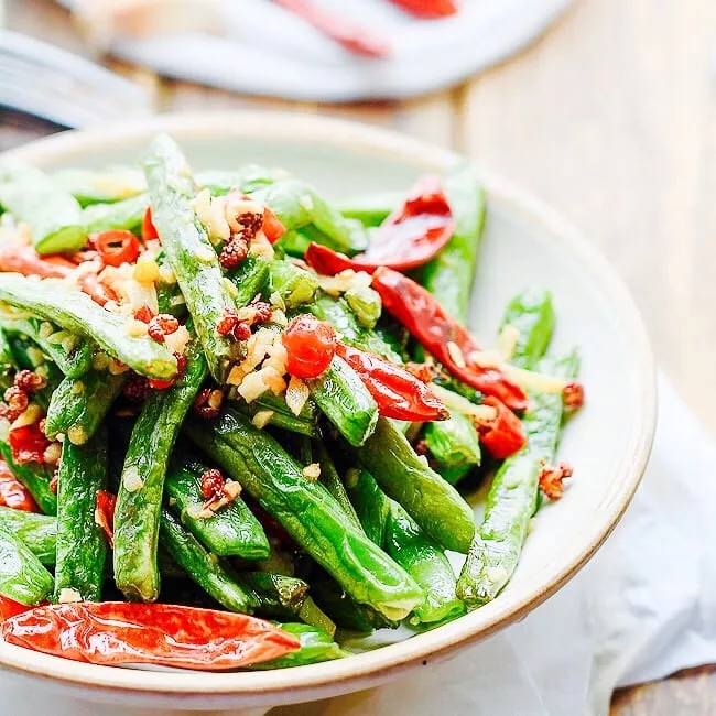Sichuan Dry-Fried Green Beans - 干煸豆角