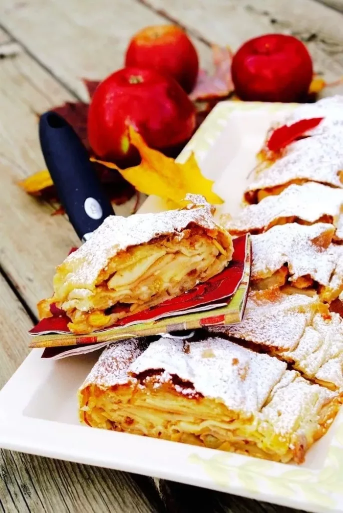 The Hirshon Viennese Apple Strudel - Wiener Apfelstrudel
