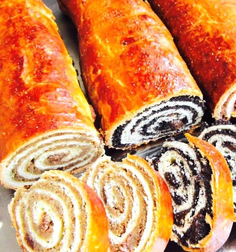 The Hirshon Hungarian Poppy Seed And Walnut Beigli - Mákos És Diós Bejgli