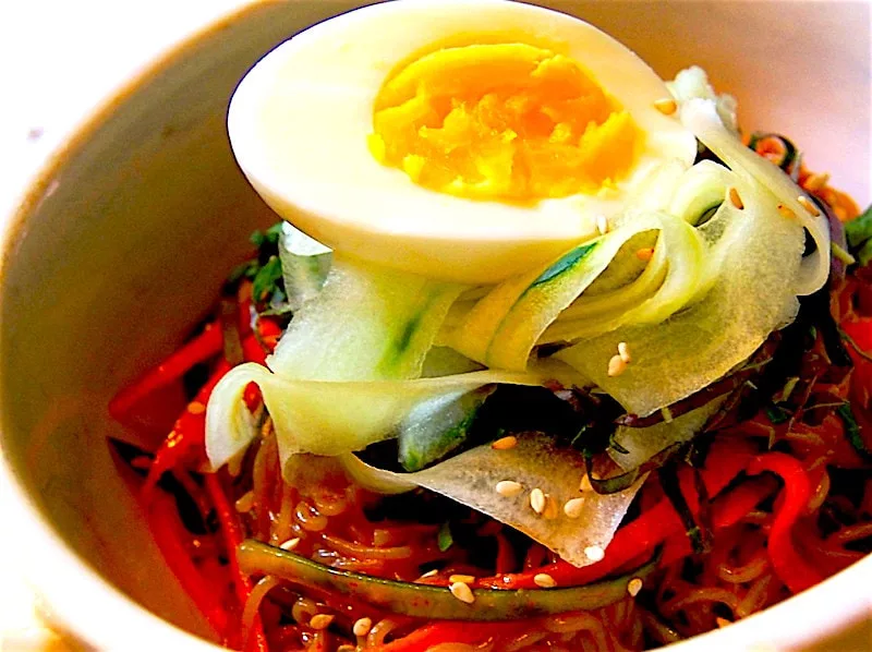 The Hirshon Korean Spicy Cold Noodles - 비빔냉면