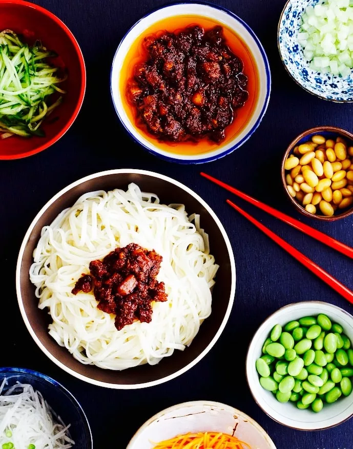 The Hirshon Beijing Zhajiangmian - 炸醬麵