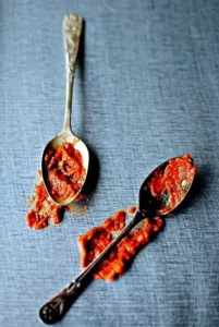 The Hirshon Tunisian 40 Ingredient Rose Petal Harissa - 40 عنصر روز البتلة حريصا