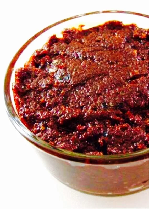 The Hirshon Libyan Garlic Hot Pepper Condiment - פלפלצ’ומה