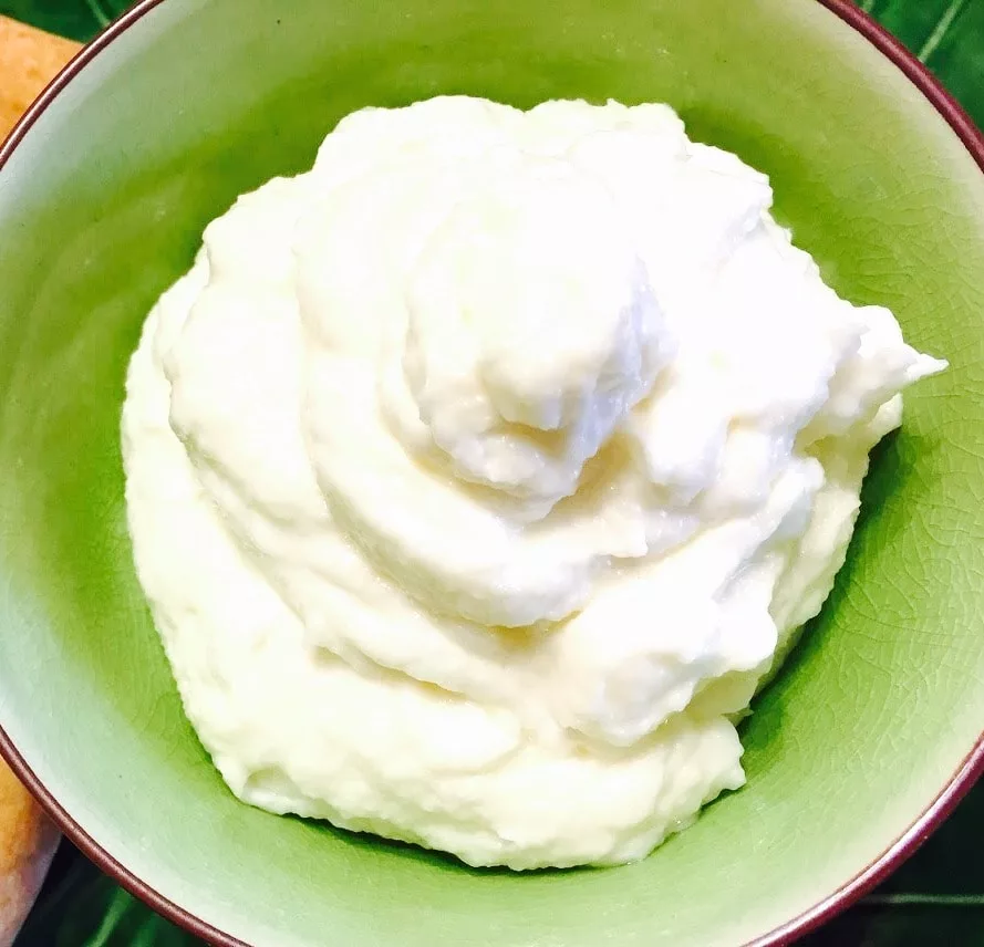 The Hirshon Lebanese Garlic Condiment - الثوم