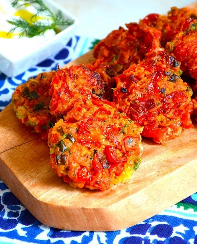 The Hirshon Santorini Tomato Keftedes - κεφτέδες ντομάτα 16 The Hirshon Santorini Tomato Keftedes - κεφτέδες ντομάτα