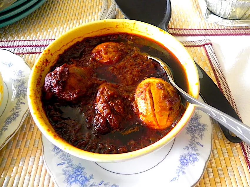 The Hirshon Ethiopian Stewed Chicken – ዶሮ ወጥ