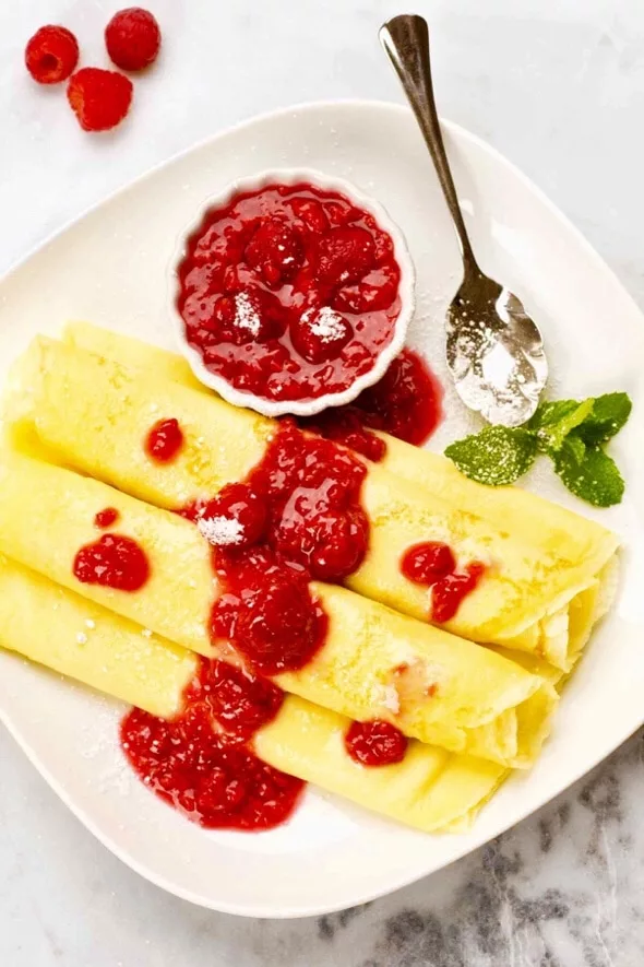The Hirshon Hungarian Sweet Pancakes - Palacsinta 6 The Hirshon Hungarian Sweet Pancakes - Palacsinta