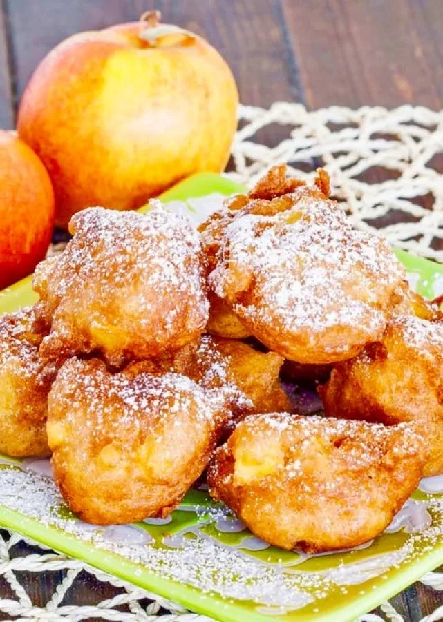 Lüchow's Apple Fritters With Wine Foam 3 Lüchow's Apple Fritters With Wine Foam