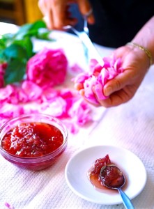 The Hirshon Russian Rose and Rum Jam - лепесток розы варенье с ромом
