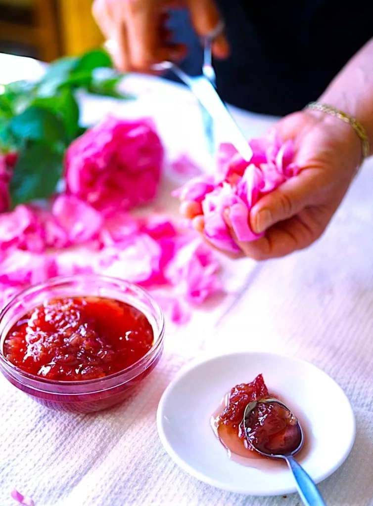 The Hirshon Russian Rose and Rum Jam - лепесток розы варенье с ромом