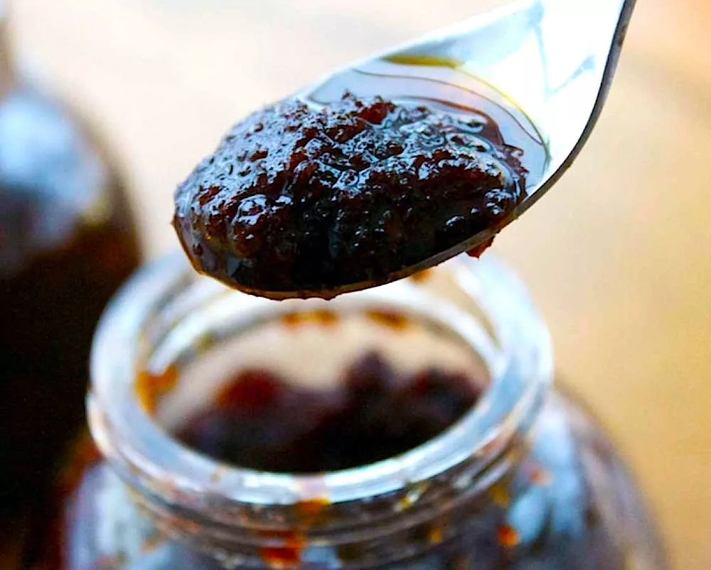 The Hirshon Ghana Black Chili Sauce - Shito