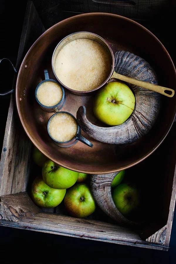 The Hirshon Old English Apple Christmas Drink - Lambswool for Wassail