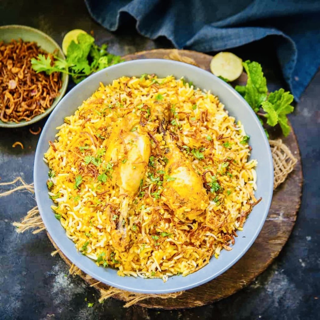 The Hirshon Hyderabadi Chicken Dum Biryani - హైదరాబాదీ చికెన్ బియానీని 17 Hirshon Hyderabadi Biryani Dum