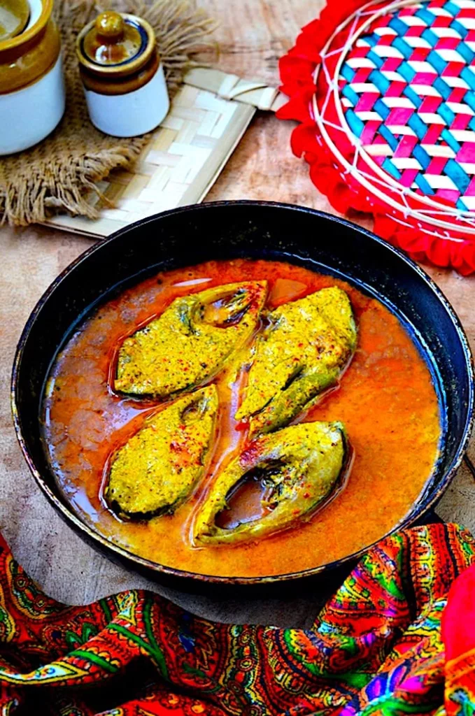 The Hirshon Indian Bengali Fish In Mustard Sauce - সর্ষে ইলিশ
