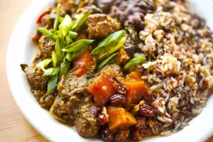 The Hirshon Ojibwe-style Venison Stew - Jiibaakwaan Waashkesh