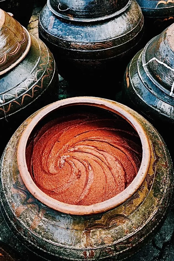 The Hirshon Korean Imperial Gochujang - 고추장