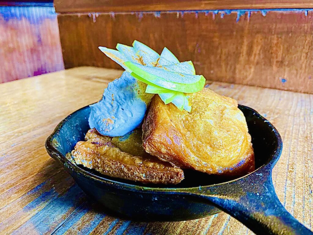 The Monk's Kettle Apple Hand Pie 1 The Monk's Kettle Apple Hand Pie