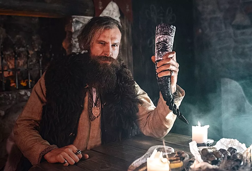 The Hirshon Norse Herbal Mead - Mjǫðr 1 The Hirshon Icelandic Herbal Mead - Mjǫðr