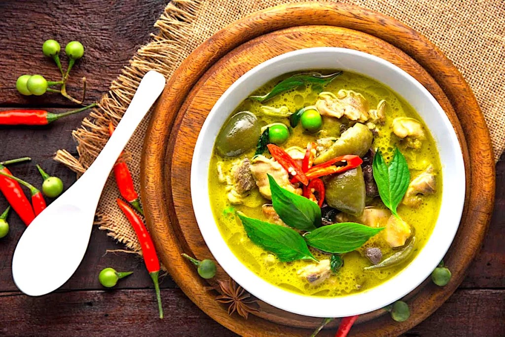 The Hirshon Thai Spicy Green Chicken Curry with Eggplant - แกงเขียวหวาน
