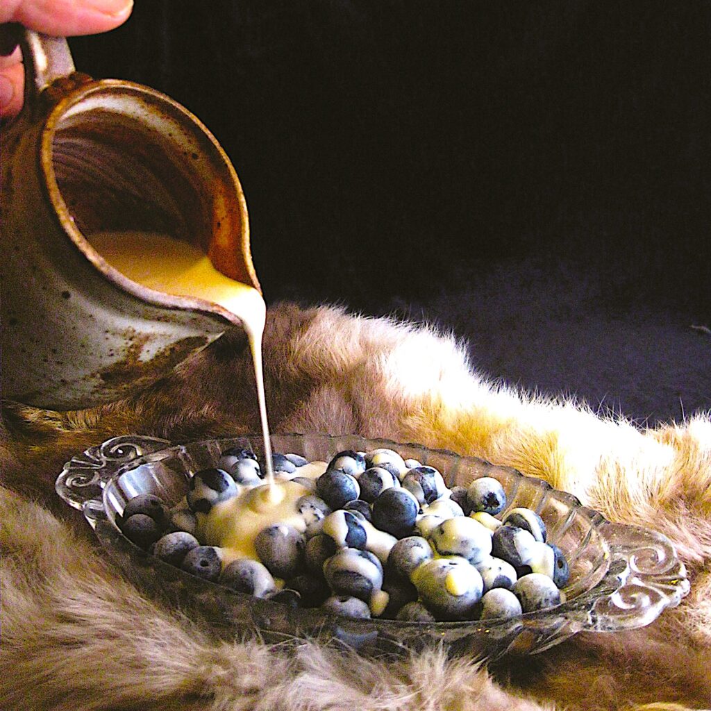 The Hirshon Medieval Iced Blueberries in Sweet Cream - Fresen Myrtus in Crème Bastard