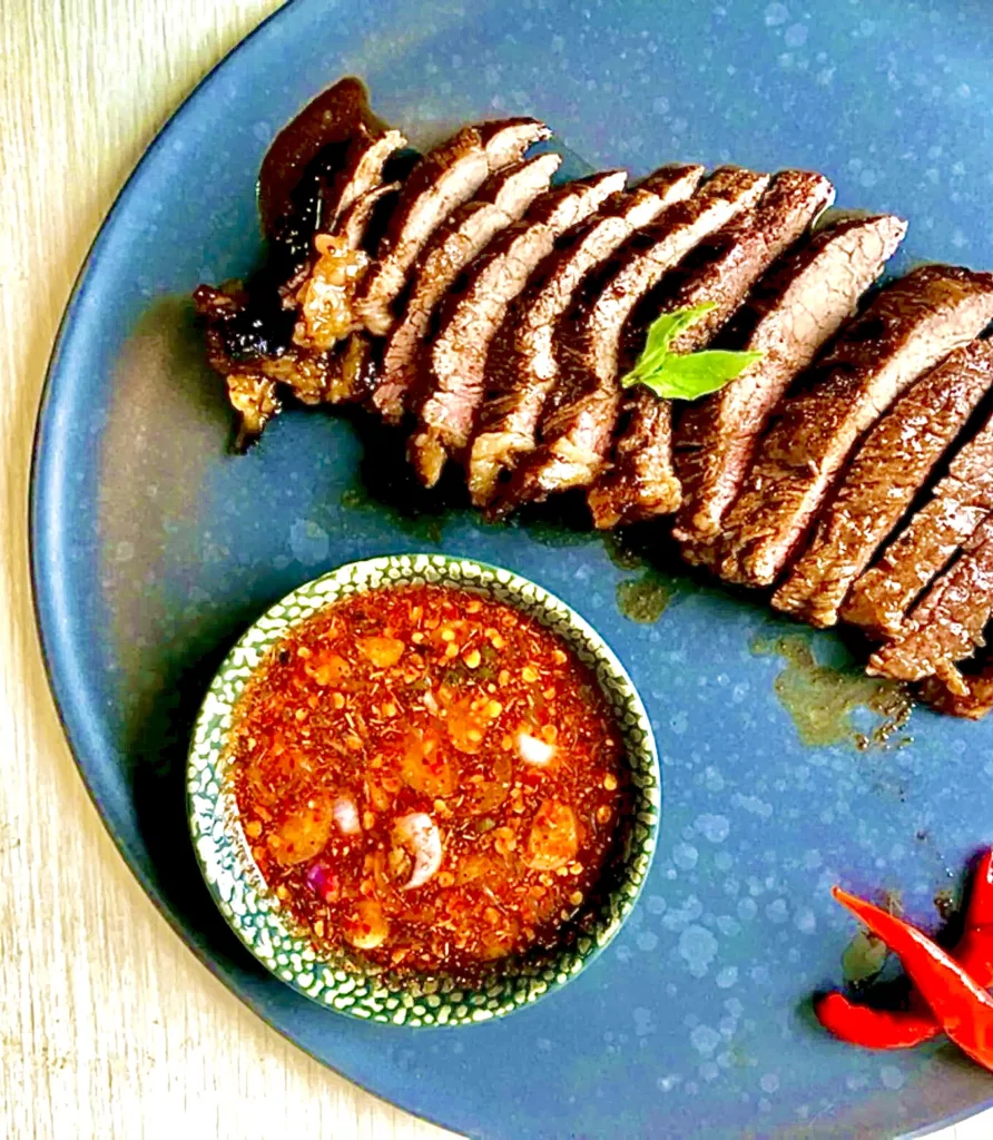 The Hirshon Northern Thai Crying Tiger Beef And Dipping Sauce - เสือร้องไห้ กับ น้ำ จิม แจ่ว