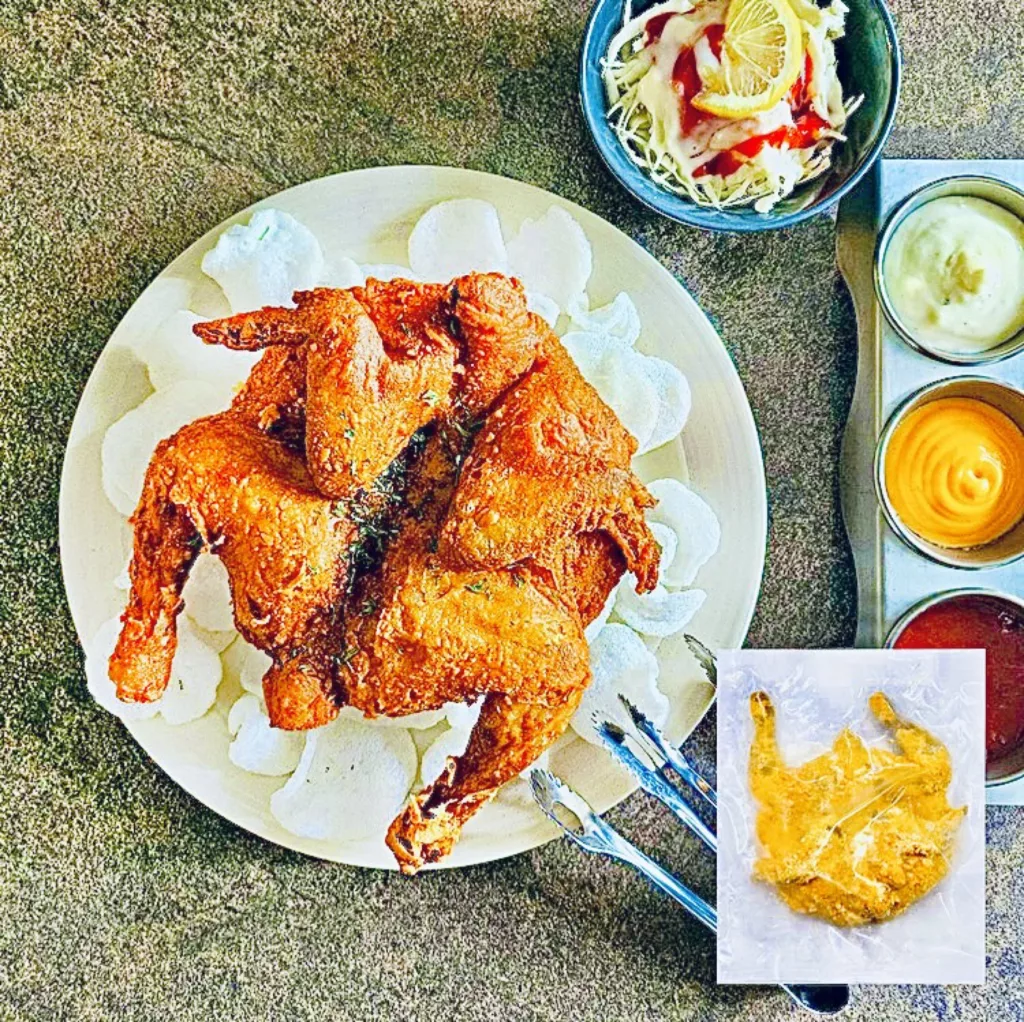 The Hirshon Old-School Korean KFC - Tongdak-Style Fried Garlic Chicken With Garlic Sauce - 시장통닭