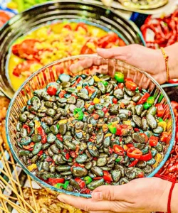 The Hirshon Hubei Suodiu Stir-Fried River Pebbles - 嗦丢